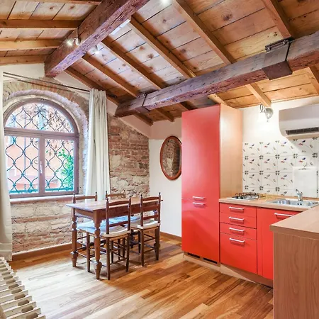 Apartment Cangrande In Centro A Verona